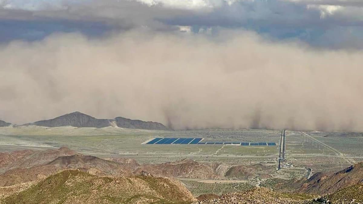 VIDEO: Tormenta de arena genera pánico en Mexicali