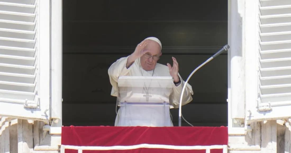 El Papa Francisco pide al presidente de Rusia detener la “espiral de violencia y muerte” en Ucrania