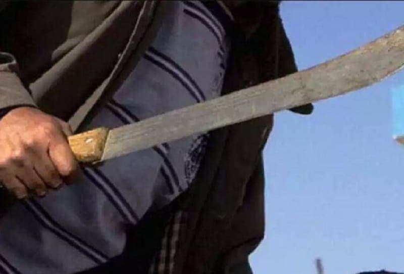 Hombre es detenido por atacar a su ex pareja con machete en Torreón