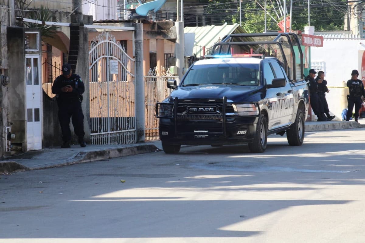 Balean a empleado durante aparente asalto en el domicilio de un empresario de Puerto Aventuras