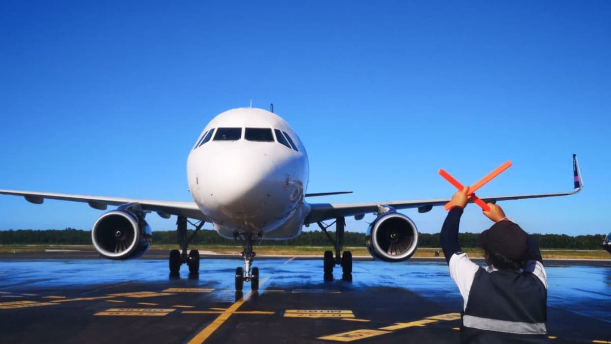 Desvían vuelo de Volaris por mal tiempo en Chetumal