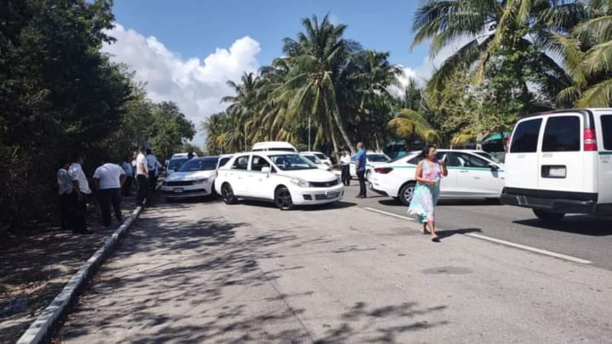 Confirma síndico que Ayuntamiento denunció a taxistas de Cancún que bloquearon vialidades