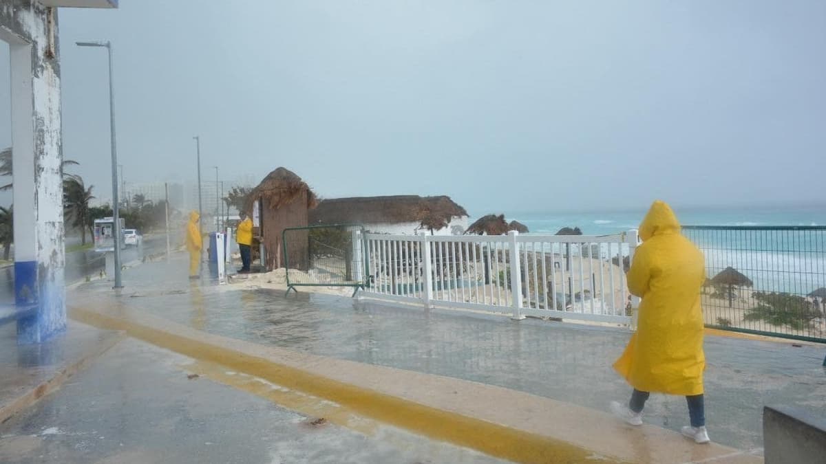 “Heladez” pero sin lluvias en Quintana Roo