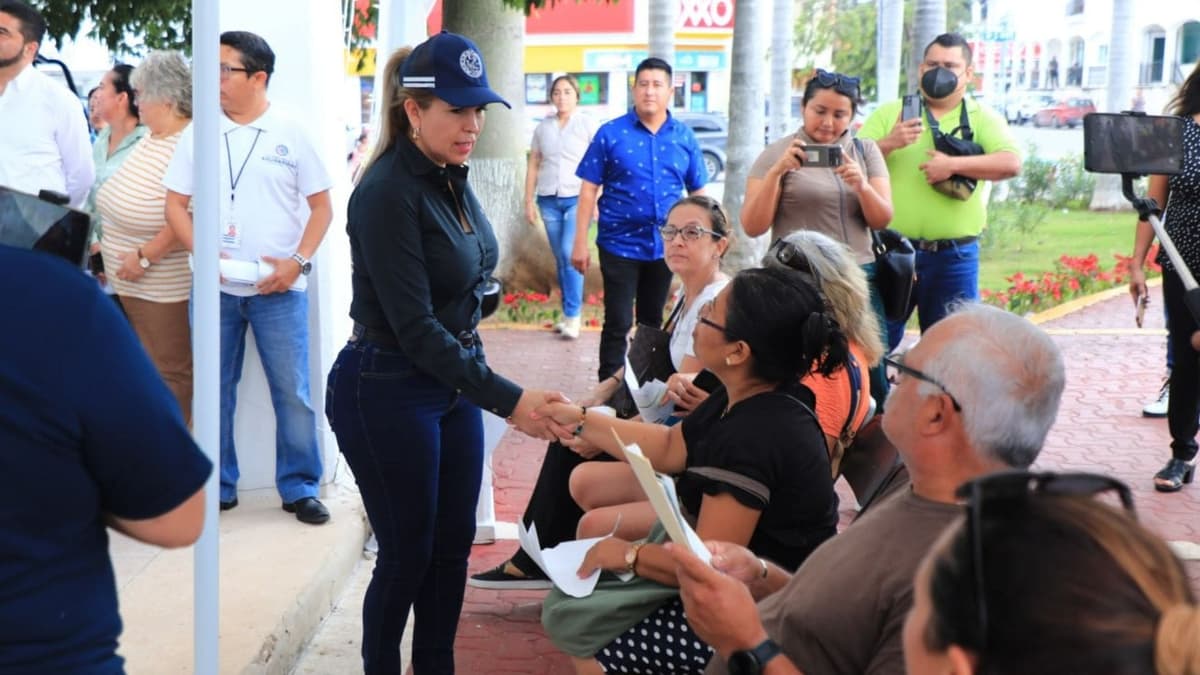 Lili Campos invita a pagar el predial para seguir renovando Solidaridad