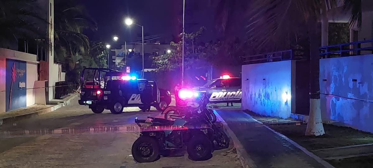 Atacan a balazos a un hombre en club de playa ‘Martina’ de Playa del Carmen