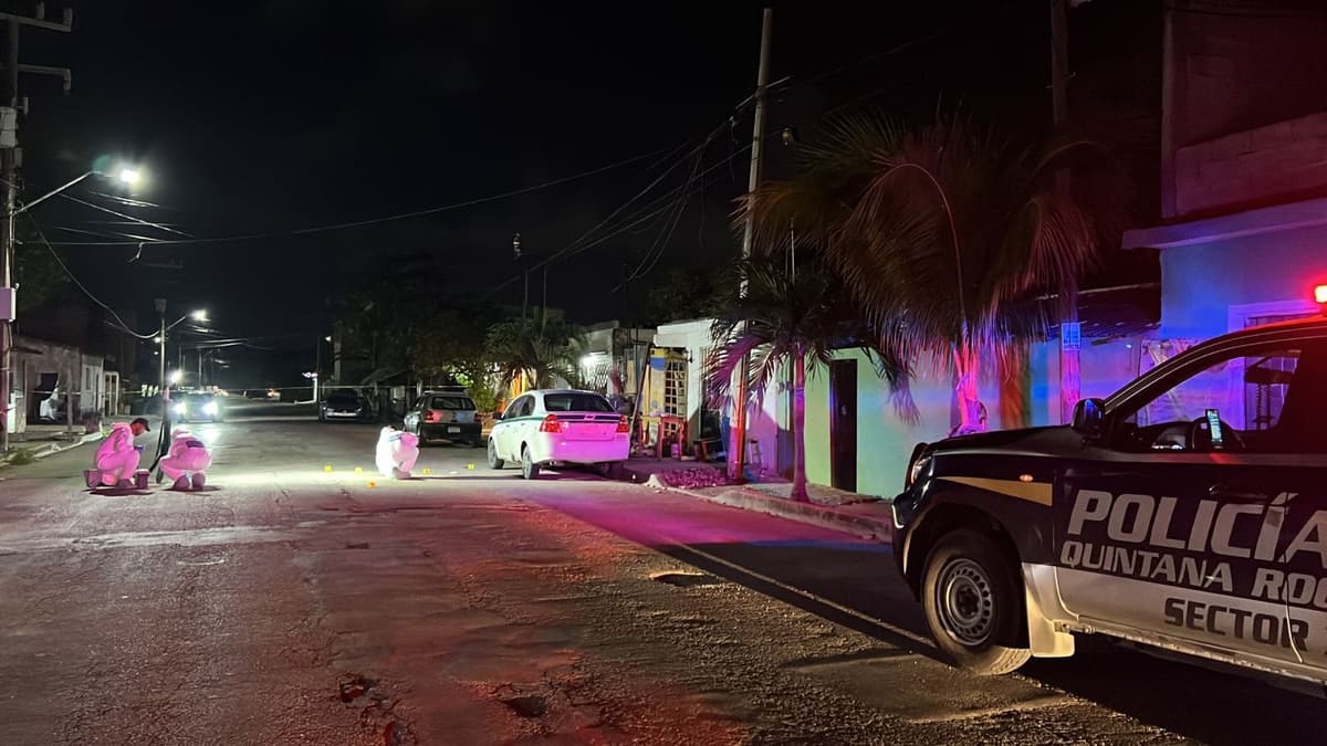 Balean a una pareja en la Región 233 de Cancún frente a sus hijos