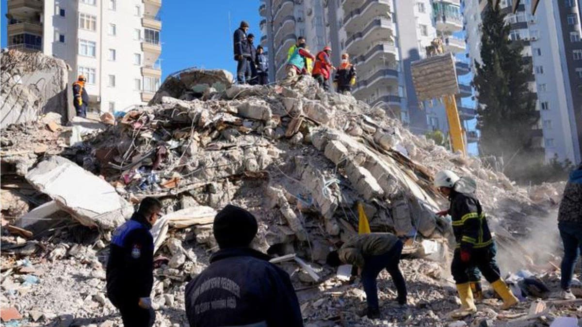 La Organización Mundial de la Salud estima 20 mil el número de víctimas fallecidas en Turquía