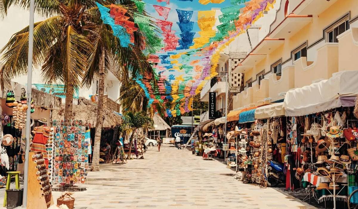 Comercios de Playa del Carmen esperan ventas del 90% durante Semana Santa