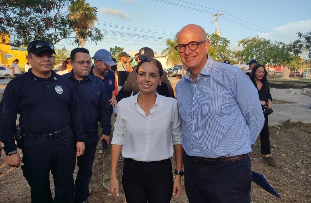 Con inversión de 3 mdp de Aguakan, se construye unidad deportiva en Vista Real en Cancún