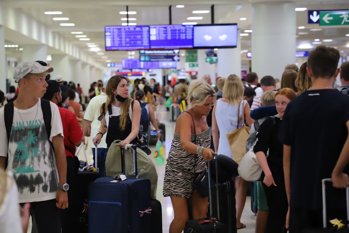 Se reanudan los vuelos a Puebla y la Ciudad de México desde el aeropuerto de Cancún