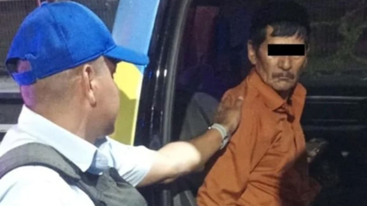 Abuelito abusa de joven que se quedó dormida en un autobús de Monterrey