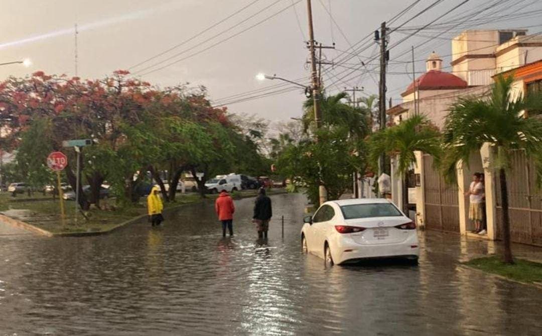 Fuertes lluvias; hasta 52 milímetros de agua cayeron en menos de una hora en Cancún