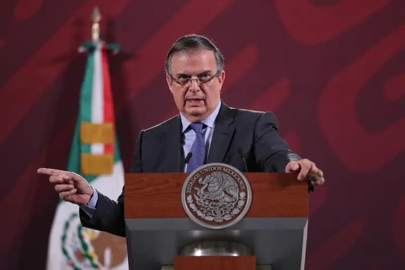 Marcelo Ebrard pospuso la presentación de su propuesta para elegir al abanderado de Morena