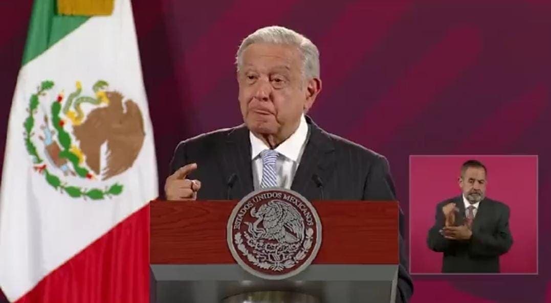 Video: AMLO recuerda cuando Elba Esther dijo que fue amenazada por Felipe Calderón