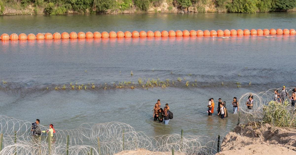Hallan cadáver en el Río Bravo en la zona de boyas alambradas