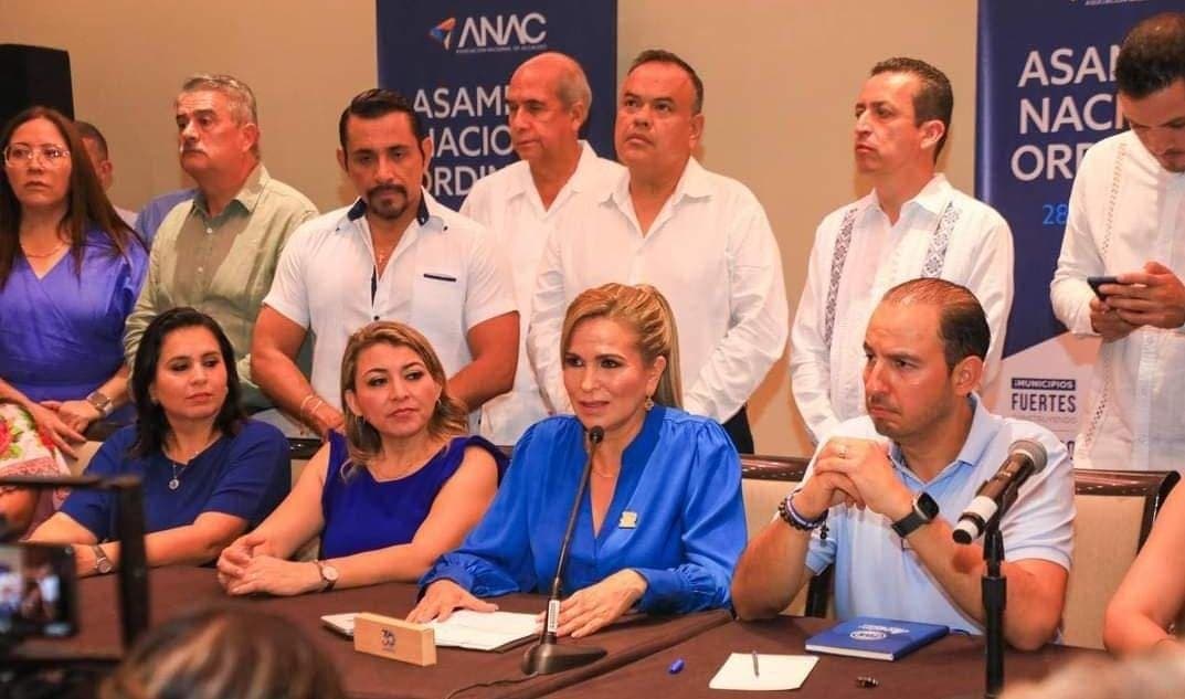 Da espaldarazo líder nacional del PAN a Lili Campos Miranda