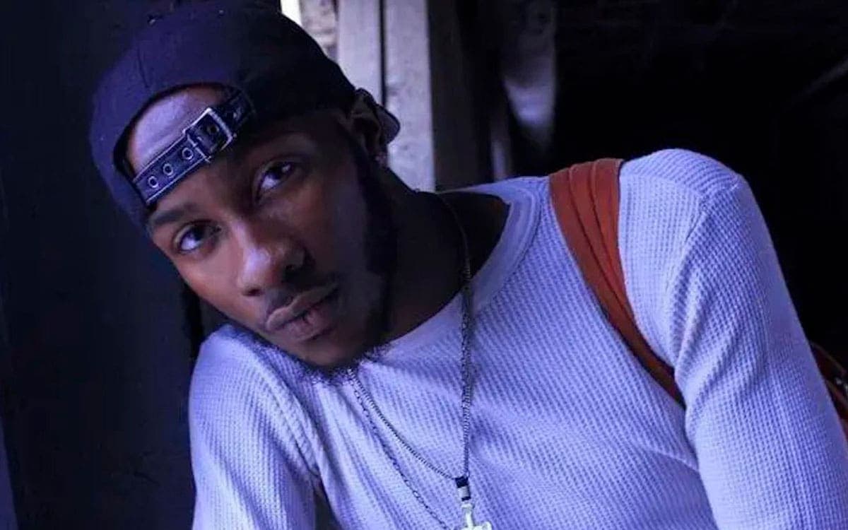 Apuñalan a hombre mientras bailaba y cantaba canciones de Beyoncé