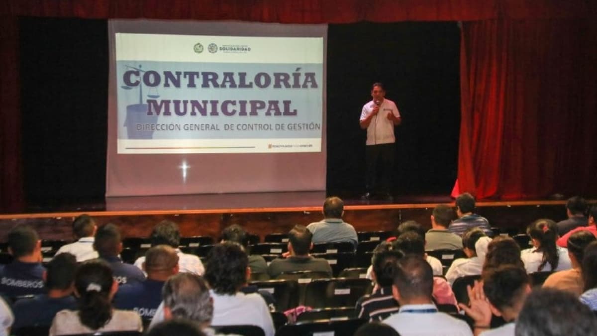 Funcionarios reciben capacitación en ética y conducta