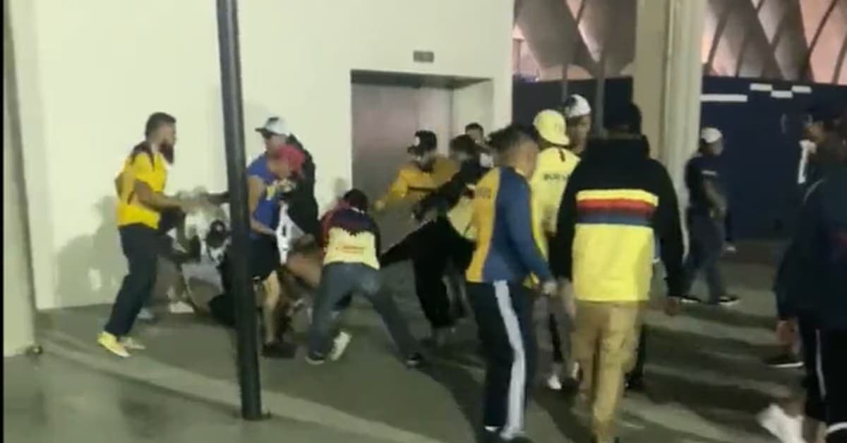 Video: Fans de Rayados de Monterrey golpearon a los del Club América