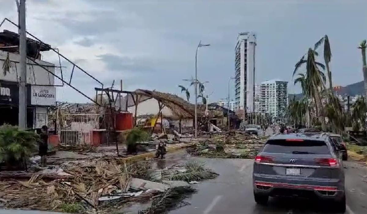 Instalan centros de acopio en Cancún para ayudar a los damnificados por "Otis" en Acapulco
