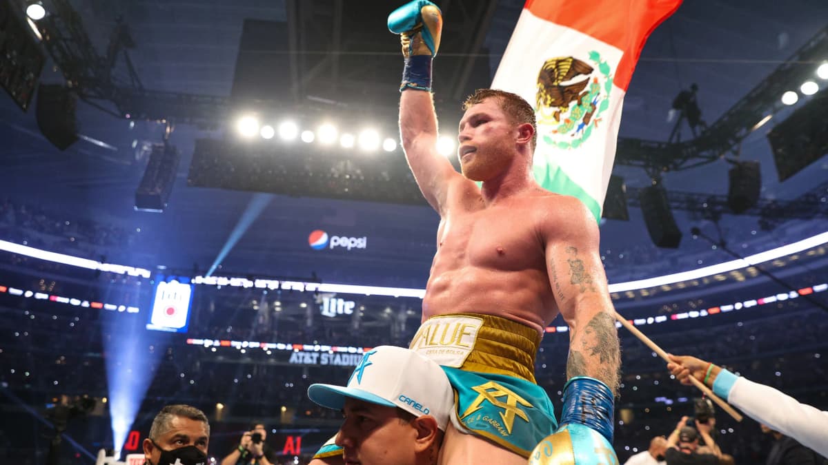 Saúl 'Canelo' Álvarez responde a las burlas de Conor McGregor; "solo necesito una mano contigo"