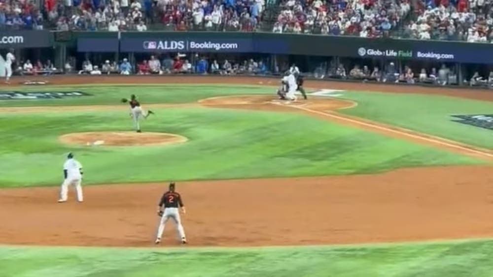 Video: Captura un Home Run mientras grababa con su celular
