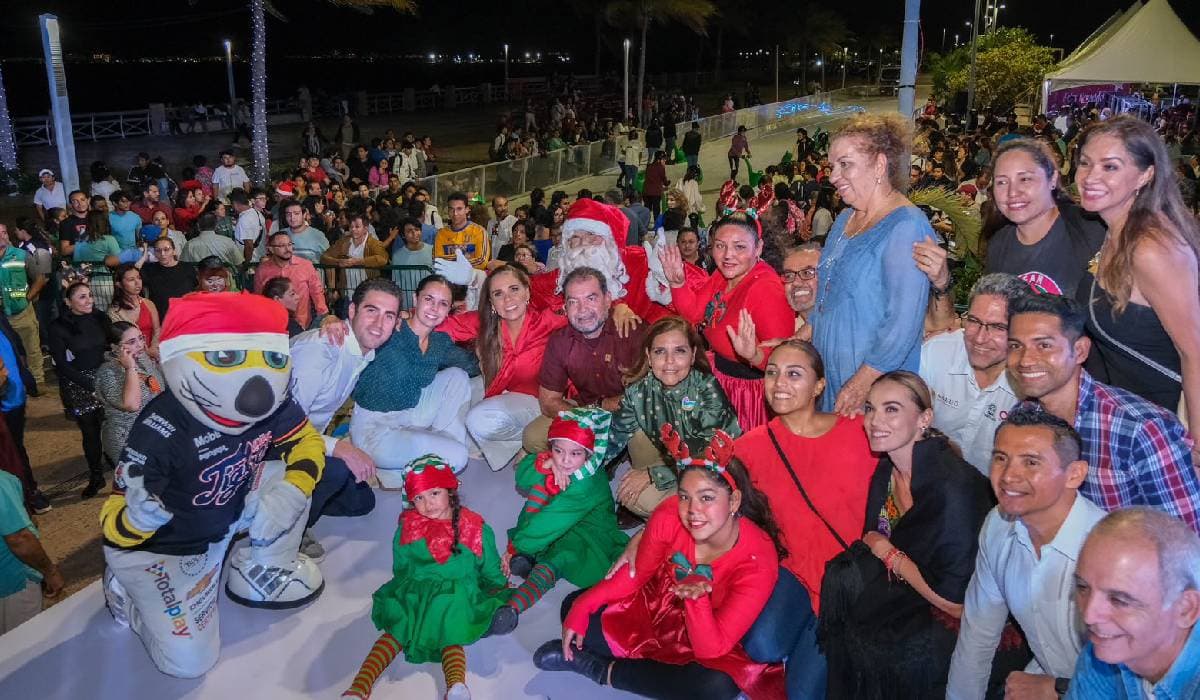 Inaugura Mara Lezama Villa Navideña y pista de hielo en Cancún para el disfrute de la ciudadanía