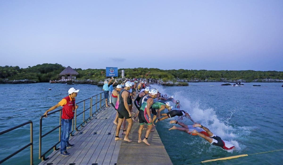 Fallece deportista durante su participación en el Triatlón Xel-Há