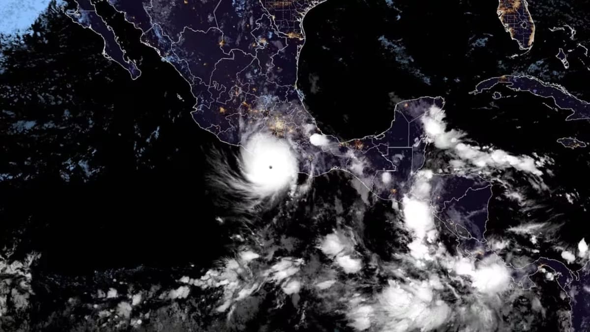 Por esta razón es posible que haya huracanes inusuales en diciembre, según la Conagua