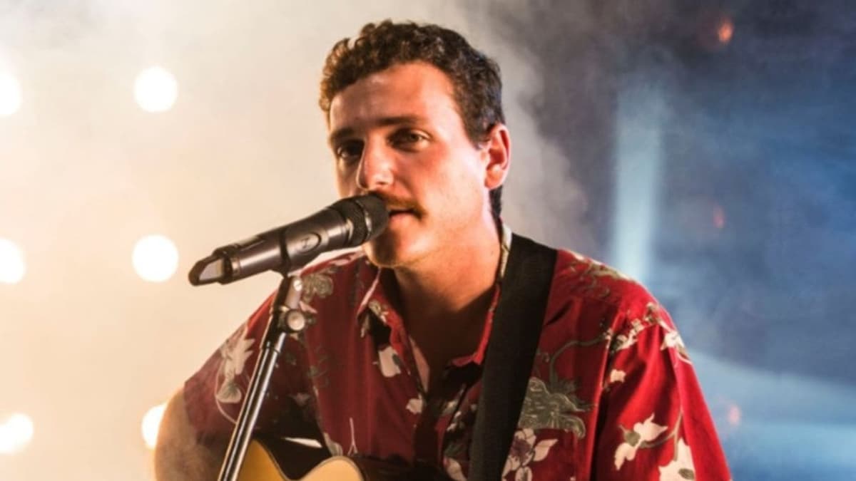 Muere el cantante ecuatoriano Diego Gallardo durante la ola de violencia desatada por bandas armadas en Guayaquil