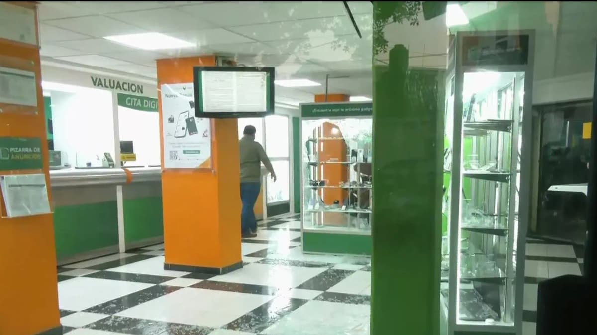 Asaltan a mazazos casa de empeño en CDMX