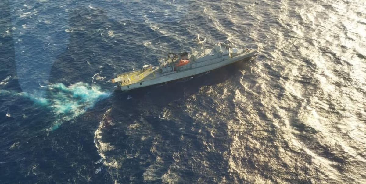 SSC de Quintana Roo rescata a turista de Guadalajara que casi se ahoga por los fuertes vientos