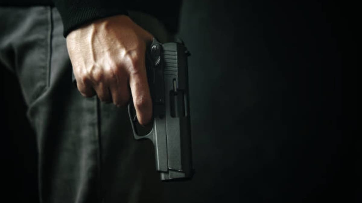 Hombre asesina a su exesposa y se suicida frente a tribunal donde estaban citados en Francia