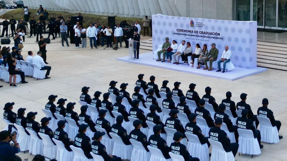 Quintana Roo fortalece la seguridad; 43 elementos se gradúan y se integran a la Policía Estatal