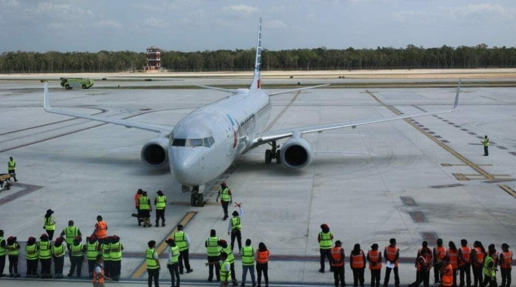 Justifica Imoveqroo las altas tarifas de los taxis en el aeropuerto de Tulum