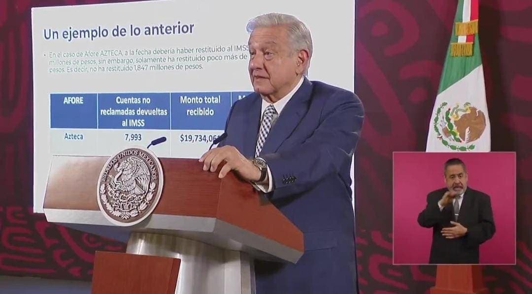 Video: Revela AMLO que Afore Azteca de Salinas Pliego debe mil 800 mdp al IMSS