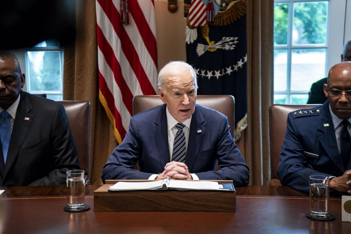 Universidad en Georgia amenaza con cancelar graduación si abuchean a Joe Biden