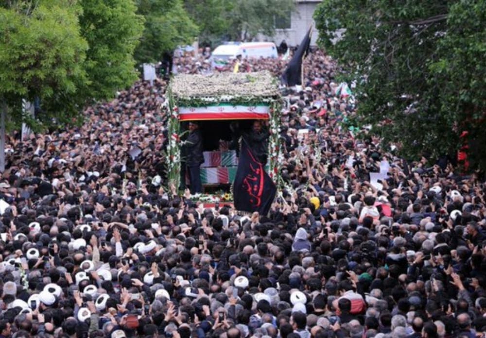 Video: Así fue la despedida de los simpatizantes de Ebrahim Raisi en las calles de Irán