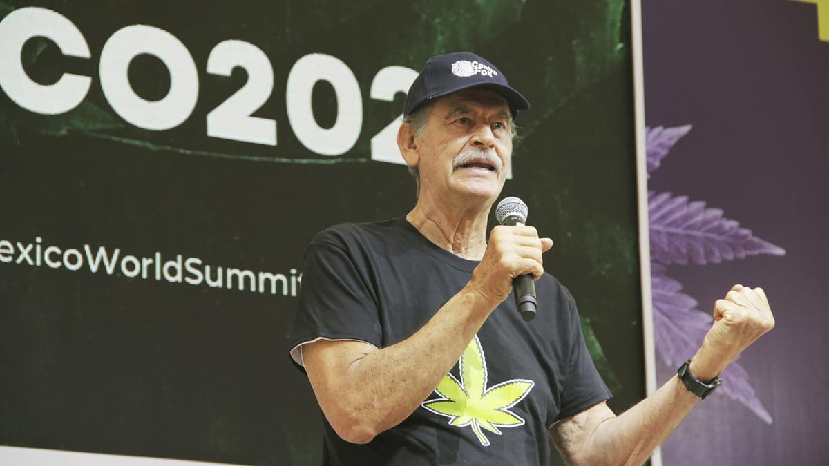 Vicente Fox pide apoyar a Xóchitl Gálvez; los propios seguidores de la candidata le piden "no estorbar"