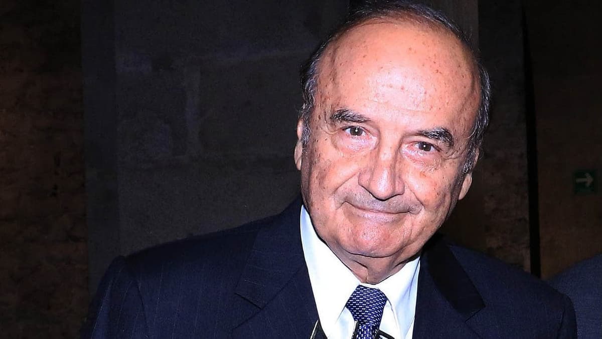 Periodista mexicano Fernando Von Rossum recibirá distinción del Salón de la Fama de la NFL