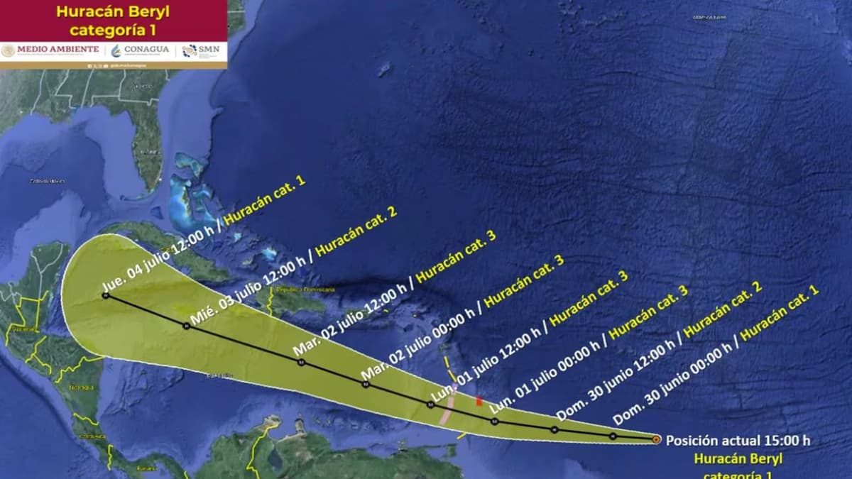 Tormenta tropical "Beryl" se convierte en huracán categoría 1