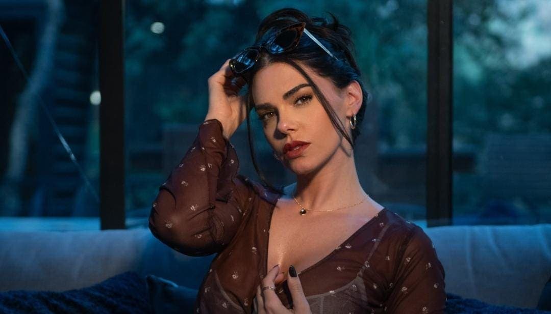 Mal día para Livia Brito: filtran su contenido de OnlyFans y es acusada de falsedad de declaración