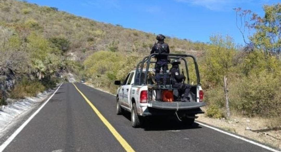Sujetos armados secuestran a una familia en Ixcateopan, Guerrero