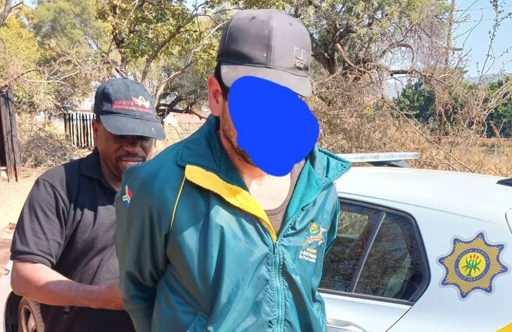 Detienen a tres mexicanos por fabricación, tráfico y posesión de drogas en Sudáfrica