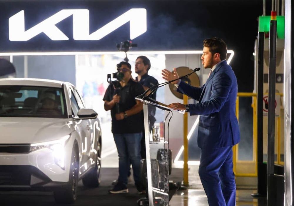 Samuel García dice que está "todo en orden" para la instalación de la megafábrica de Tesla en Monterrey