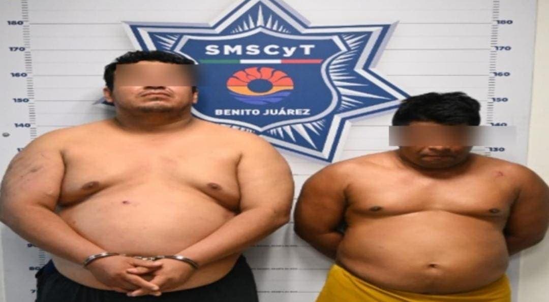 Detienen a dos sujetos por golpear a una mujer en Cancún; eran el esposo y el cuñado