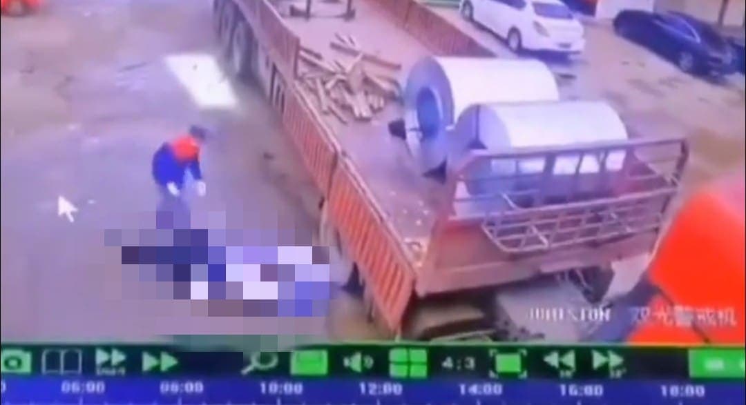 VIDEO: Trabajador es aplastado accidentalmente por un disco de metal