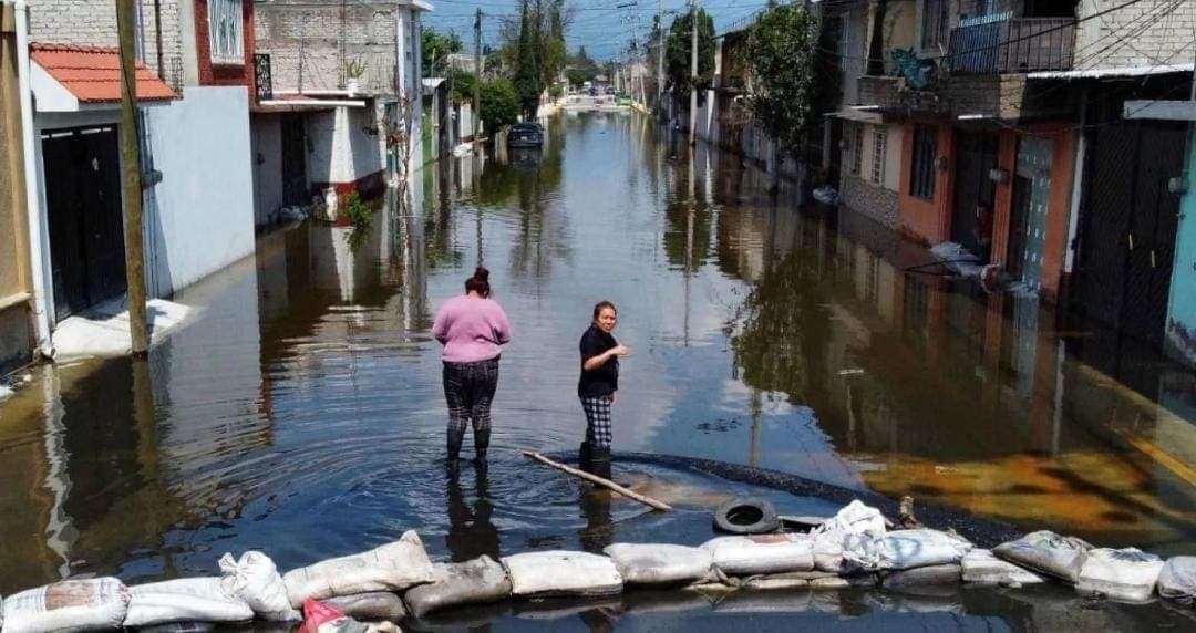 Chalco lleva 21 días inundado, agua sigue a 1.5m de altura; gobernadora pide paciencia, AMLO no irá a la zona