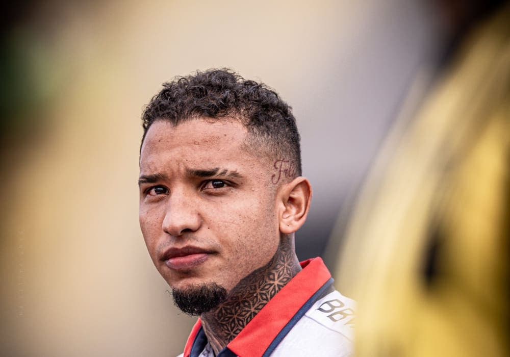 Muere el futbolista uruguayo Juan Izquierdo tras padecer arritmia cardíaca durante un partido