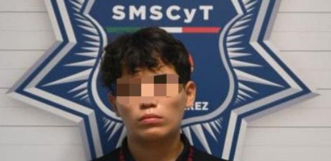 Detienen a pervertido en Cancún por grabar a una menor mientras se bañaba